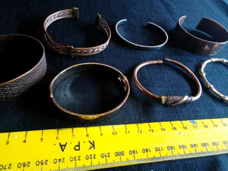 Beautiful Collection Of Seven Engraved Bangles - Excellent Condition