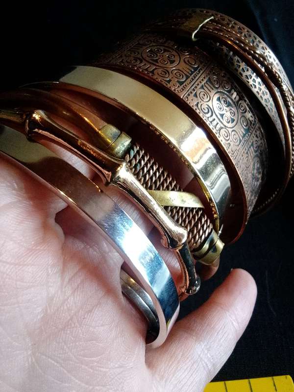 Beautiful Collection Of Seven Engraved Bangles - Excellent Condition