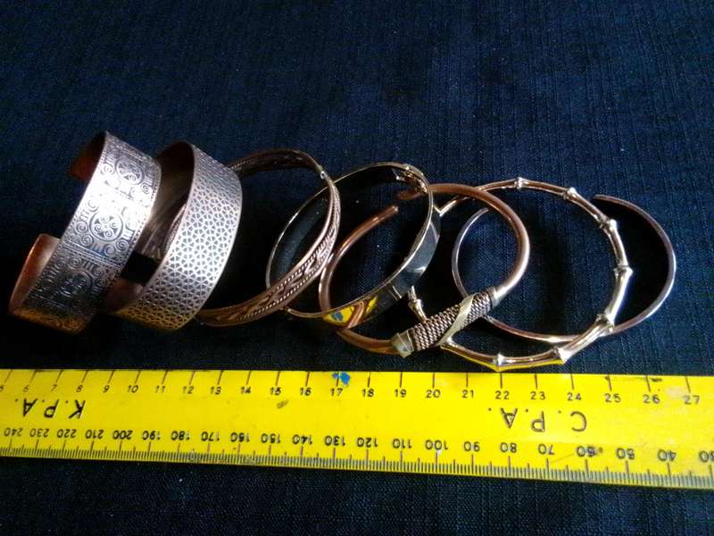 Beautiful Collection Of Seven Engraved Bangles - Excellent Condition