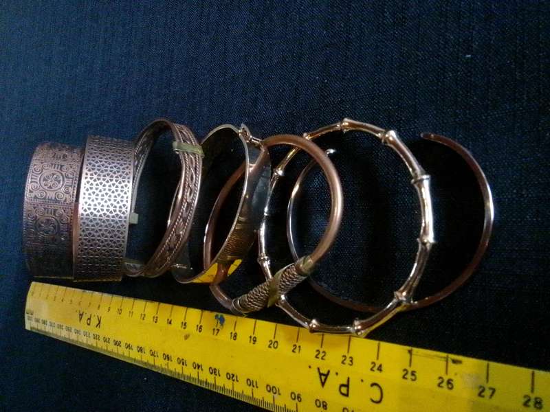 Beautiful Collection Of Seven Engraved Bangles - Excellent Condition