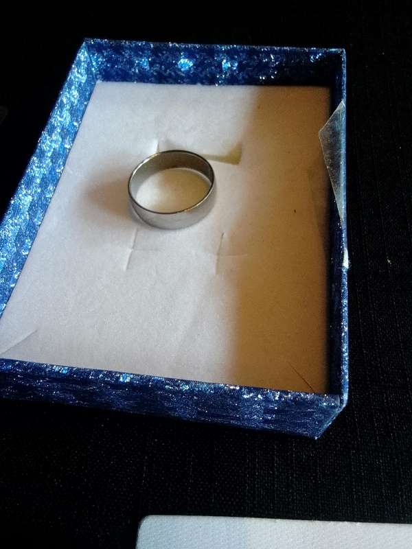 Collection Of Eight Stunning Woman's Different Styles Of Rings- Excellent Condition