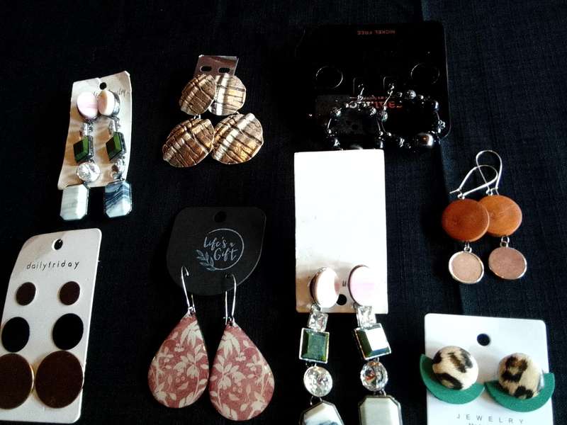 Collection Of Eight Stunning Woman's Different Styles Of Earrings - Excellent Condition