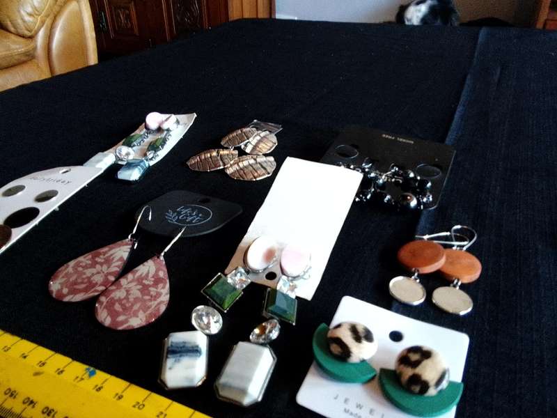 Collection Of Eight Stunning Woman's Different Styles Of Earrings - Excellent Condition