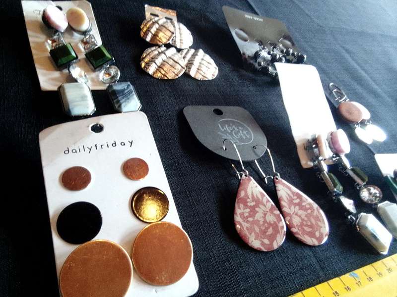 Collection Of Eight Stunning Woman's Different Styles Of Earrings - Excellent Condition