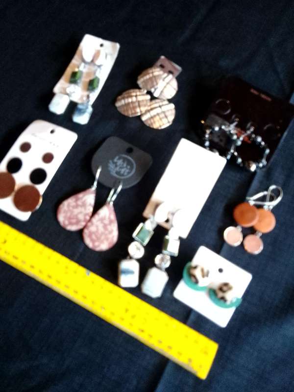 Collection Of Eight Stunning Woman's Different Styles Of Earrings - Excellent Condition