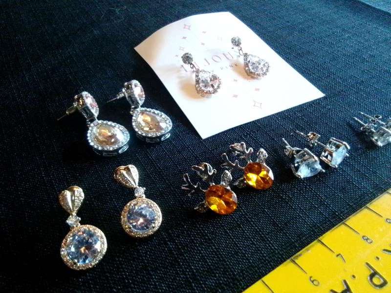 Collection Of Six Stunning Woman's Different Styles Of Earrings - Excellent Condition