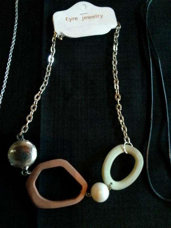 Collection Of Five Stunning Woman's Different Styles Of Necklaces- Excellent Condition