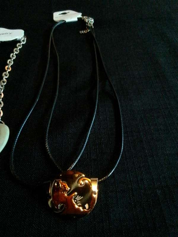Collection Of Five Stunning Woman's Different Styles Of Necklaces- Excellent Condition