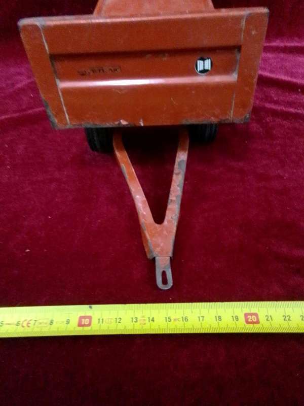 Stunning Vintage Large Metal Toy Red Vetsak Trailer L45 x B14.5 xH 13.5  - View Description