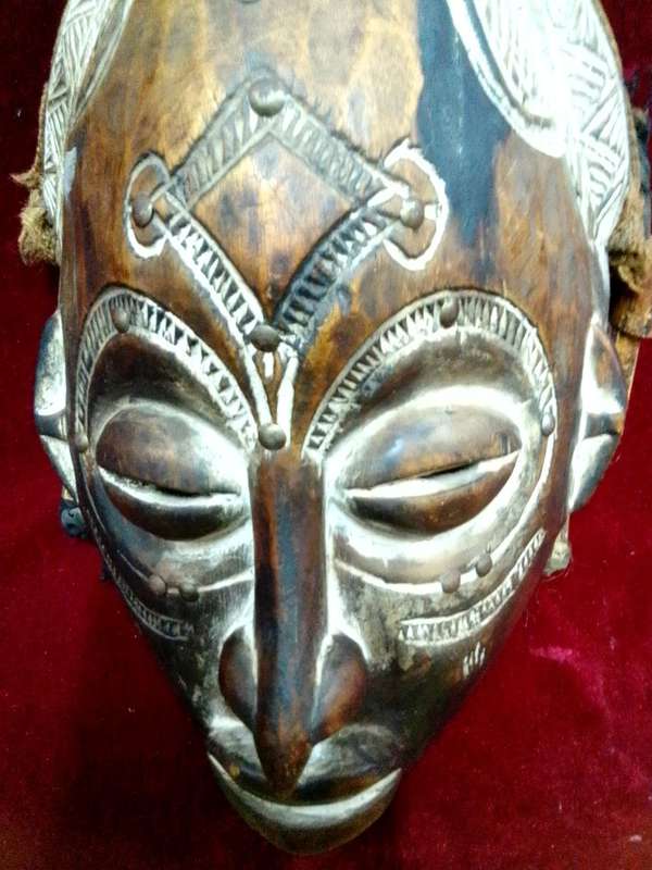Beautiful Tall African Tribal Art Hand Carved Wooden Mask L41 X B22 XH 14