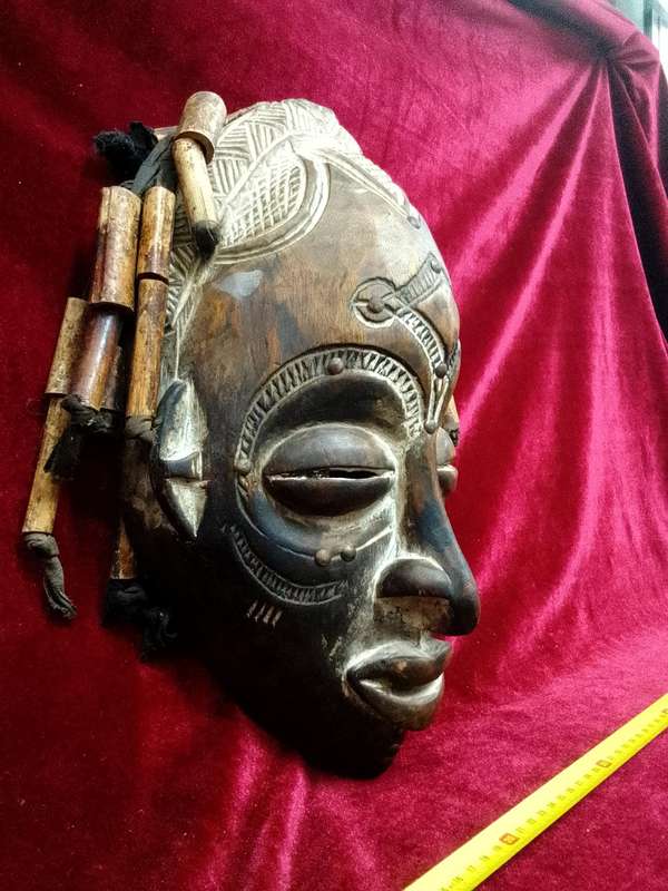 Beautiful Tall African Tribal Art Hand Carved Wooden Mask L41 X B22 XH 14