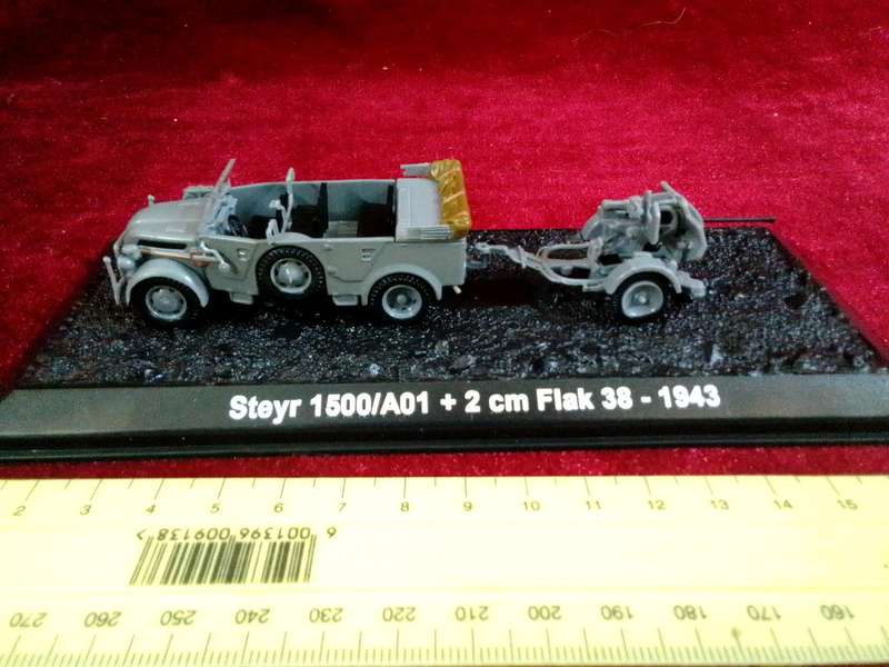 Boxed Amercom Collection Steyr 1500/A01 + 2cm Flak 1943 Military Vehicle Scale 1:72 L: 11,5cm