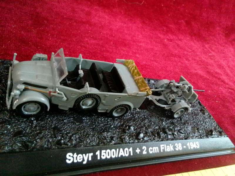 Boxed Amercom Collection Steyr 1500/A01 + 2cm Flak 1943 Military Vehicle Scale 1:72 L: 11,5cm