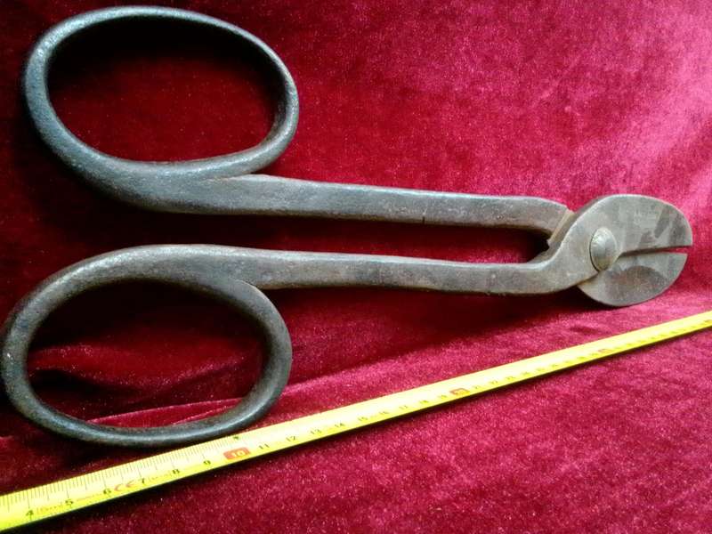Stunning Vintage Large A. Wilson Tin Snips Shears Big Scissor Sheet Metal Cutter Farm Barn Tool