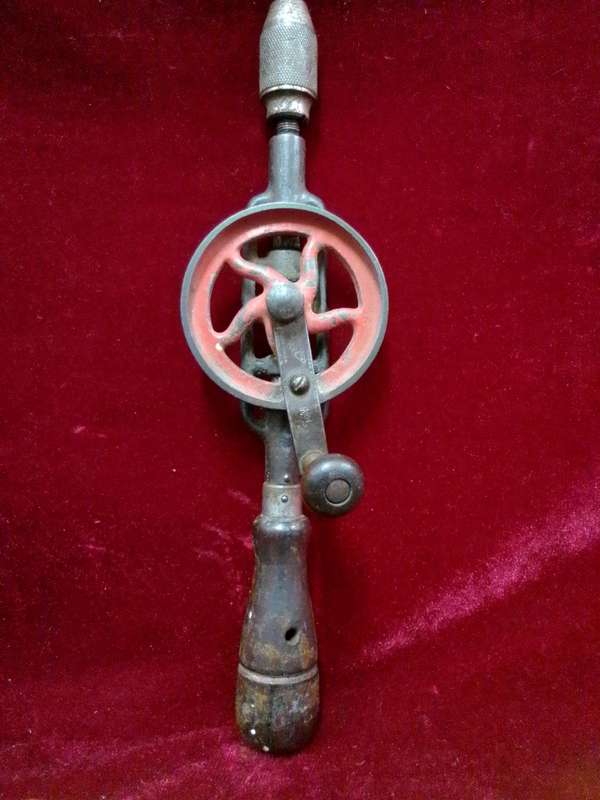 Antique Millers Falls Tools No 5 Hand Drill / Egg Beater - Made Green Field In USA