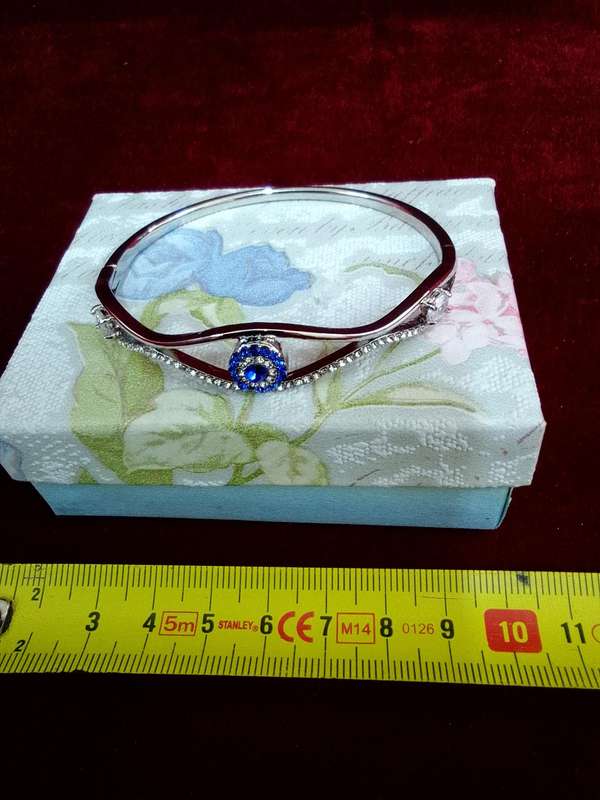 Beautiful Rhinestone Bangle Silver Coloured Evil Eye Bracelet - Excellent Condition