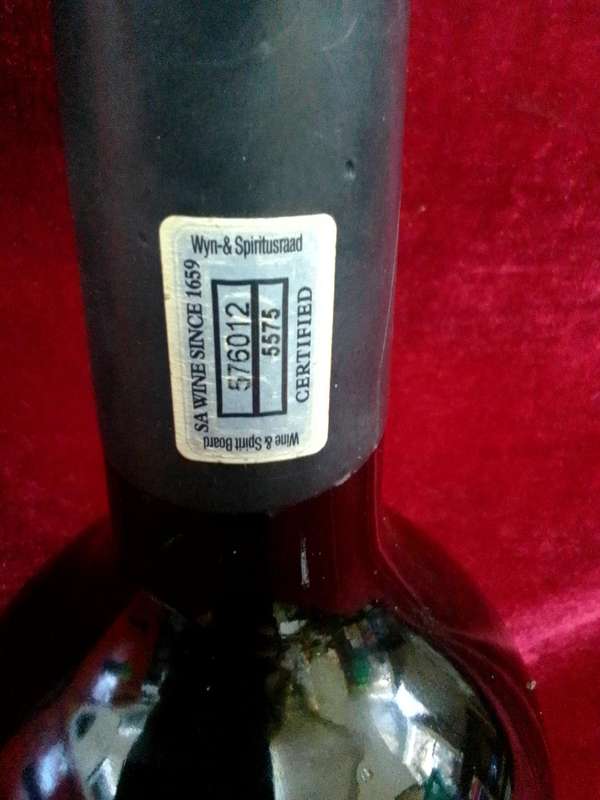 Stunning Vintage Oakridge Cabernet Sauvignon/ Merlot / Cabernet Franc 2008 - 3 Liter -Good Condition