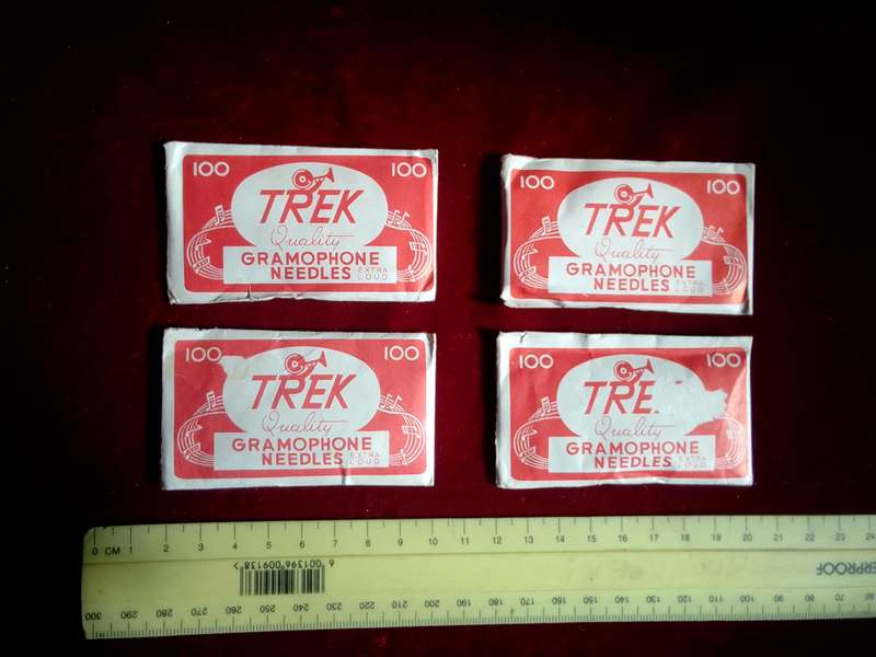 4 Vintage Sealed Packs of Trek `Extra Loud` Gramophone Needles 100 Needles Per Pack