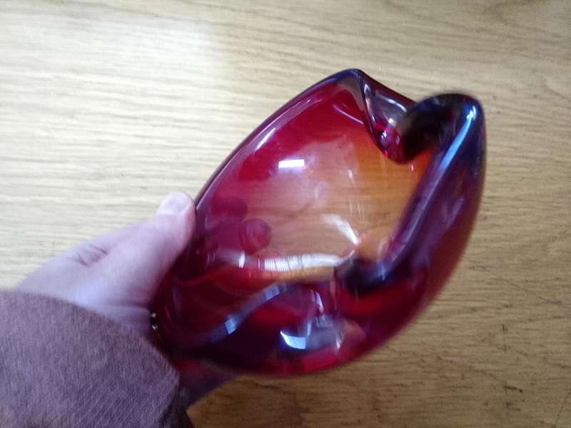 Beautiful Red Vintage Murano Glass Bowl Ashtray - Good Condition