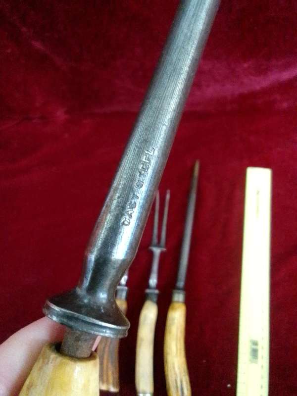 Stunning Collection Of Vintage Carving Utensils With Bone Handles - Made In England -Good Condition