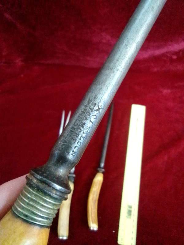 Stunning Collection Of Vintage Carving Utensils With Bone Handles - Made In England -Good Condition