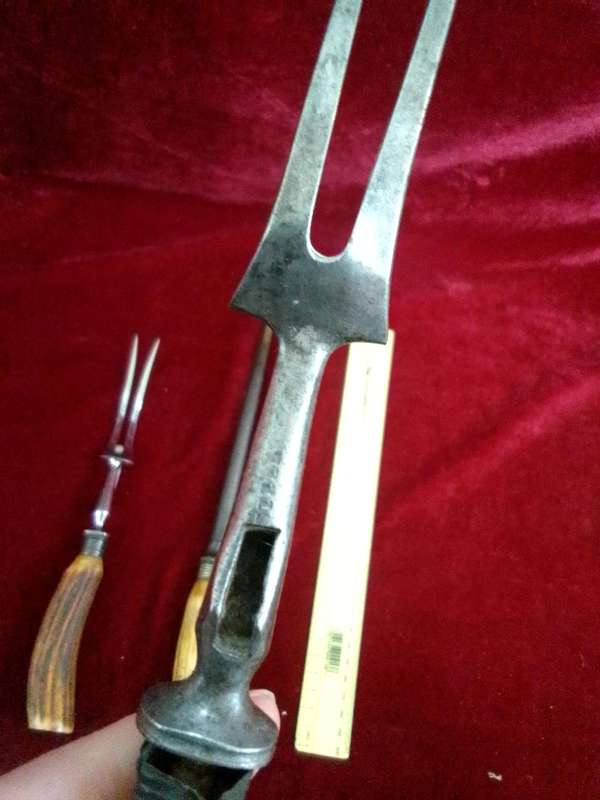 Stunning Collection Of Vintage Carving Utensils With Bone Handles - Made In England -Good Condition