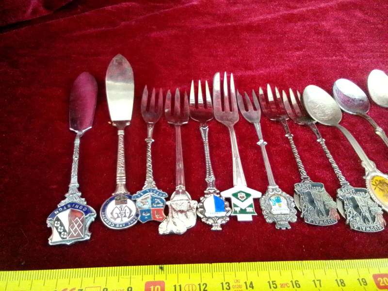 Beautiful Large Collection Of Vintage Souvenirs / Collectable Spoons, Forks And Butter Knifes