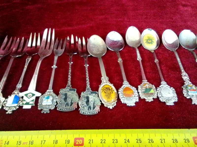 Beautiful Large Collection Of Vintage Souvenirs / Collectable Spoons, Forks And Butter Knifes