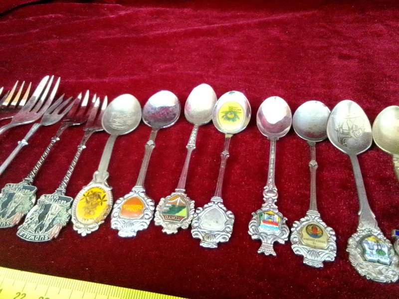 Beautiful Large Collection Of Vintage Souvenirs / Collectable Spoons, Forks And Butter Knifes