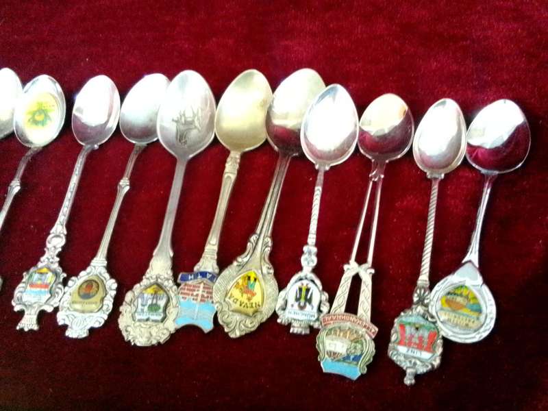 Beautiful Large Collection Of Vintage Souvenirs / Collectable Spoons, Forks And Butter Knifes