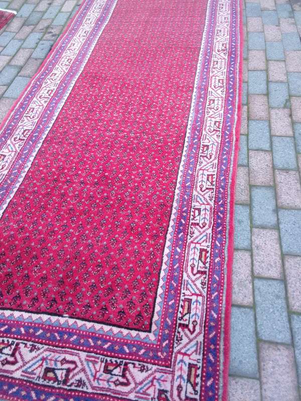 Gorgeous Handmade Persian Hamadan Carpet -2.95m X 1.15 m - (80% Wool And 20% Cotton) -Good Condition
