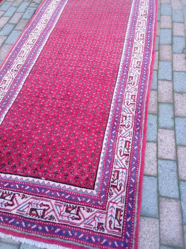Gorgeous Handmade Persian Hamadan Carpet -2.95m X 1.15 m - (80% Wool And 20% Cotton) -Good Condition