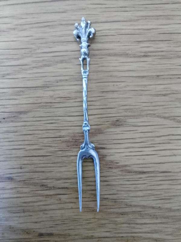Stunning 800 Silver Pickle Fork 6.8 g -  Good Condition