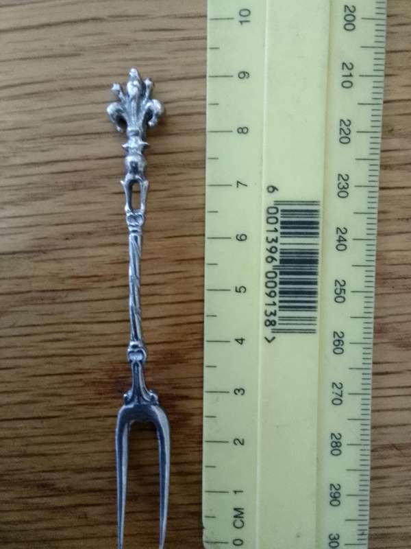 Stunning 800 Silver Pickle Fork 6.8 g -  Good Condition