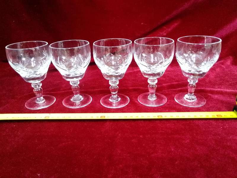 Beautiful Collection Of Five Vintage Royal Bierley Crystal Claret Glasses In Elizabeth Cut