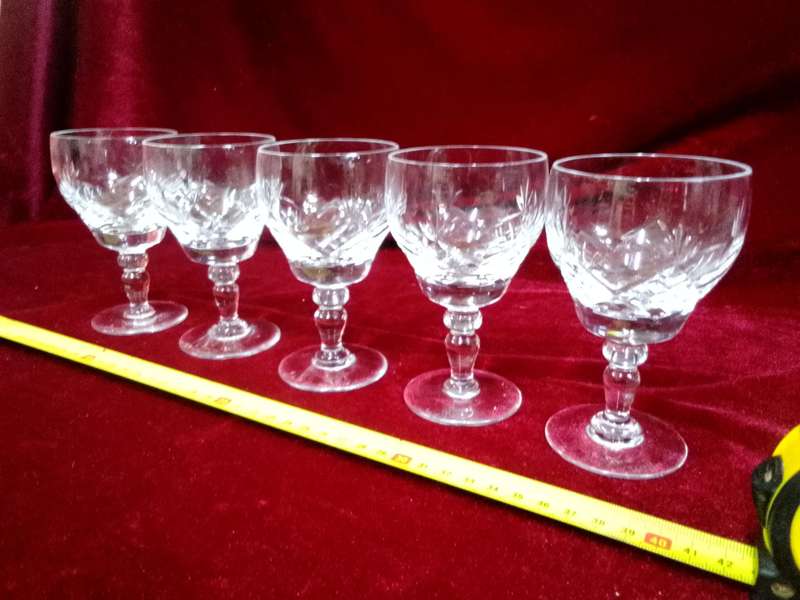 Beautiful Collection Of Five Vintage Royal Bierley Crystal Claret Glasses In Elizabeth Cut
