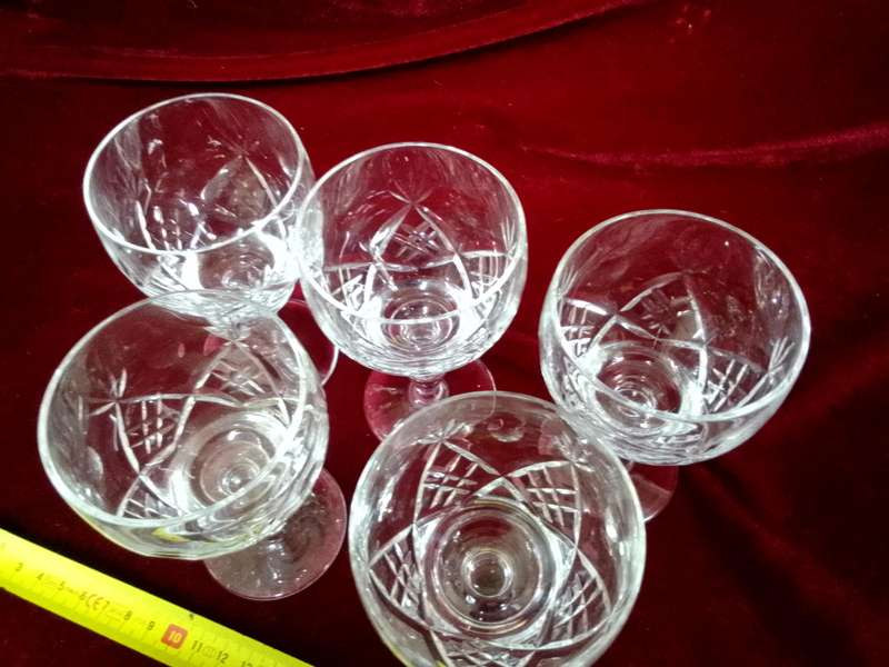 Beautiful Collection Of Five Vintage Royal Bierley Crystal Claret Glasses In Elizabeth Cut