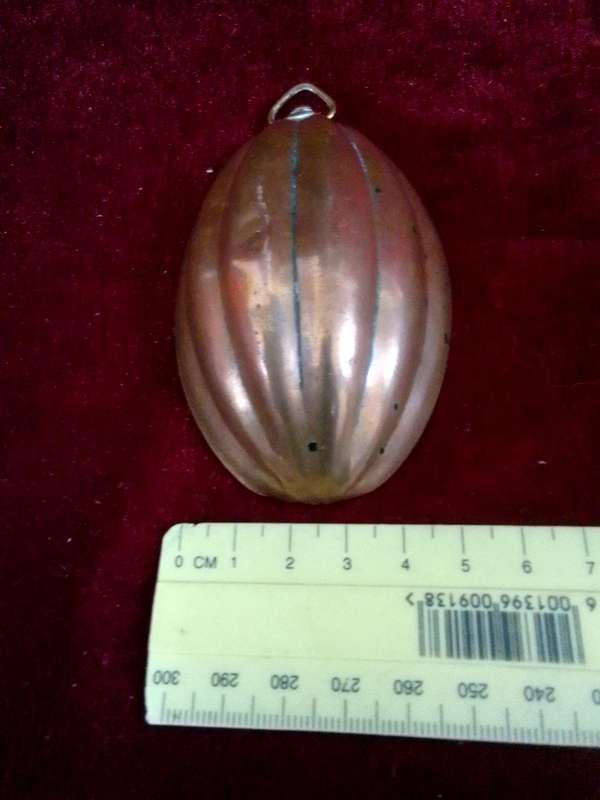 Beautiful Antique French Copper Madeleine Mould With Hanging Ring - Good Condition