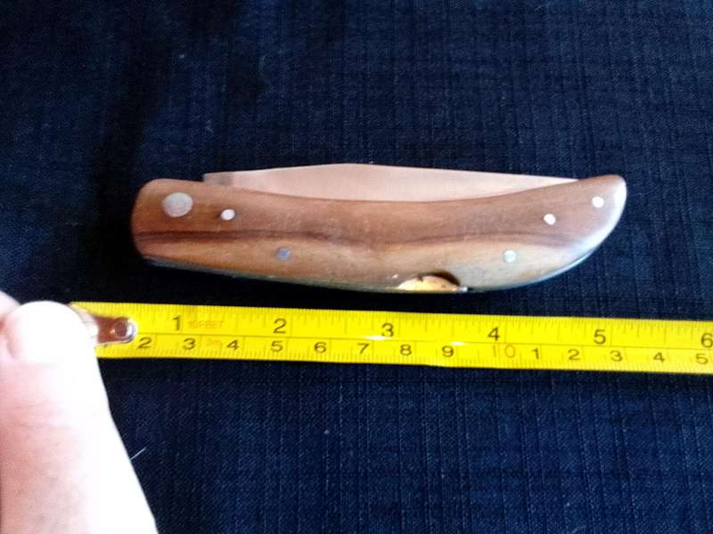 Stunning Stainless Steel Single Blade Folding Pocket Knife With Wooden Handle-Good Condition