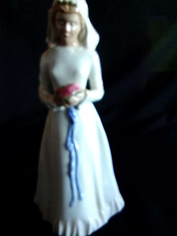 Rare Beautiful Royal Copenhagen Figurine RC Bride H-25cm  - Denmark- Good Condition