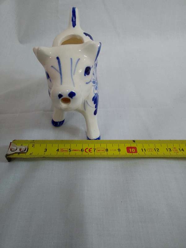 Stunning Vintage Hand Painted Delft Blue And White Porcelain Cow Creamer - Good Condition