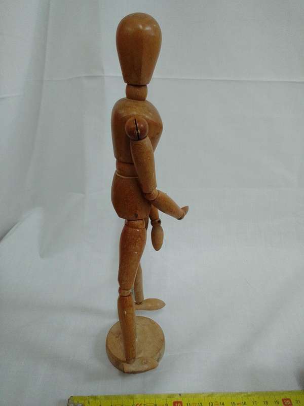 Stunning Mid Century Modern Female Wooden Model Mannequin H-32.5 - Good Condition