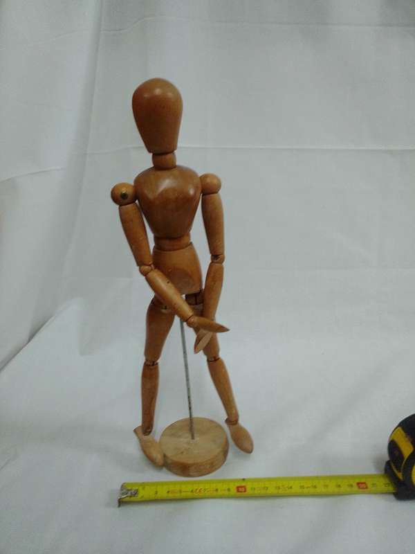 Stunning Mid Century Modern Female Wooden Model Mannequin H-32.5 - Good Condition