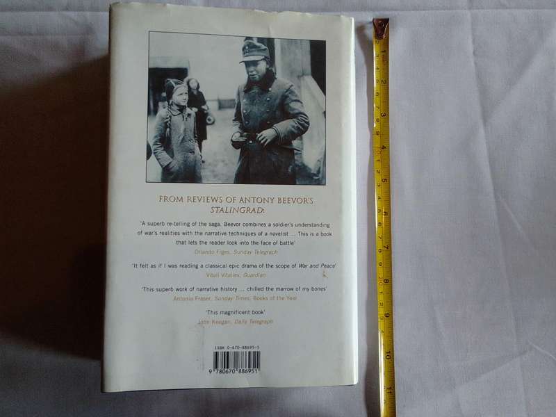 Berlin - The Downfall 1945 By Antony Beevor - Good Condition