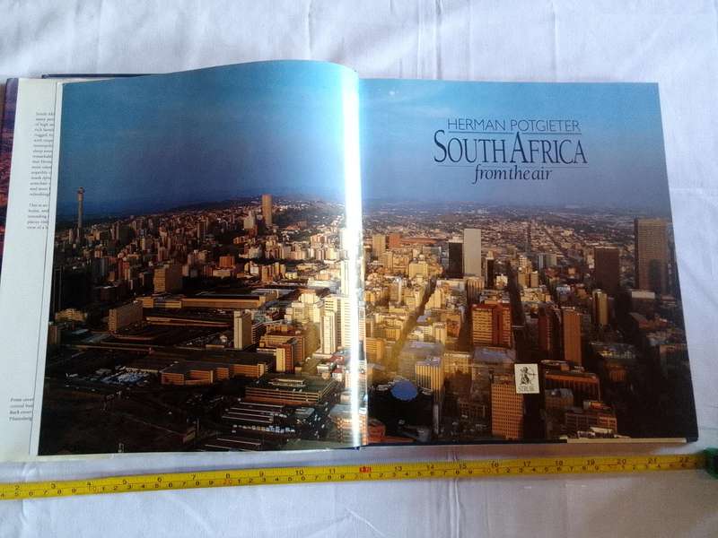 South Africa From The Air - Herman Potgieter - Good Condition