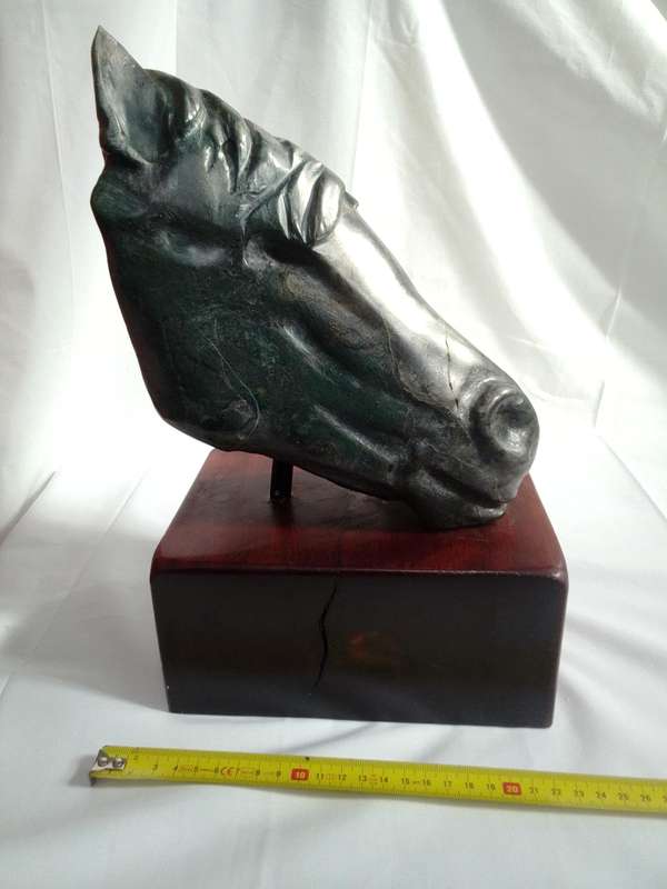 Stunning Heavy Carved Jade Stone Horse Head Mounted On Sleeper Wooden Stand - Good Condition