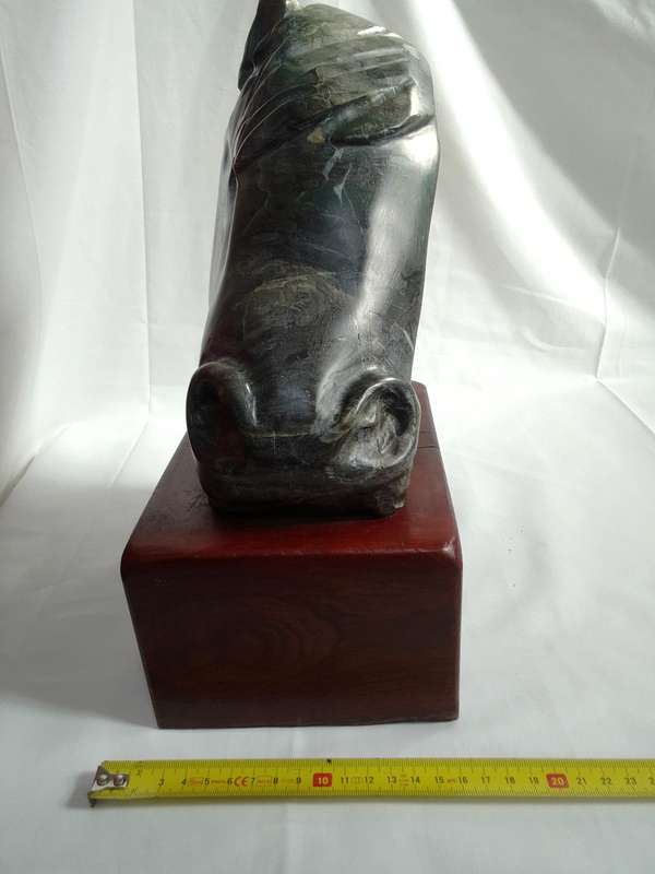 Stunning Heavy Carved Jade Stone Horse Head Mounted On Sleeper Wooden Stand - Good Condition