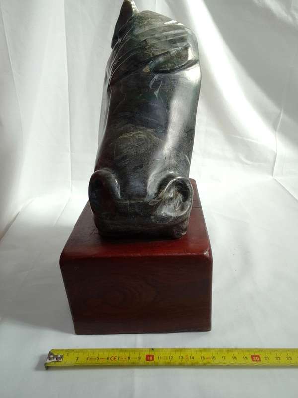 Stunning Heavy Carved Jade Stone Horse Head Mounted On Sleeper Wooden Stand - Good Condition