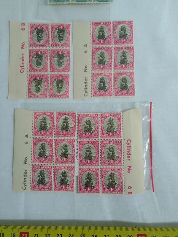 Collection Of Republic Of South Africa Notes And South African And Other Stamps -View Description