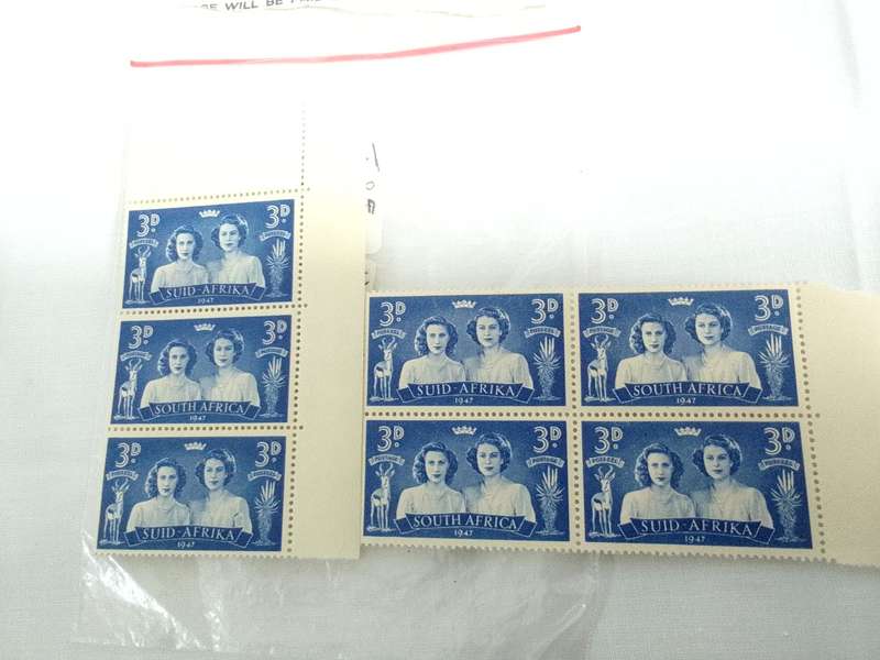 Collection Of Republic Of South Africa Notes And South African And Other Stamps -View Description
